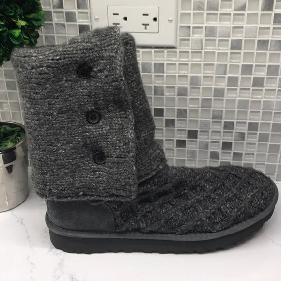 UGG NEW Woman’s Classic Cardy II Knit Boot - Picture 7 of 8